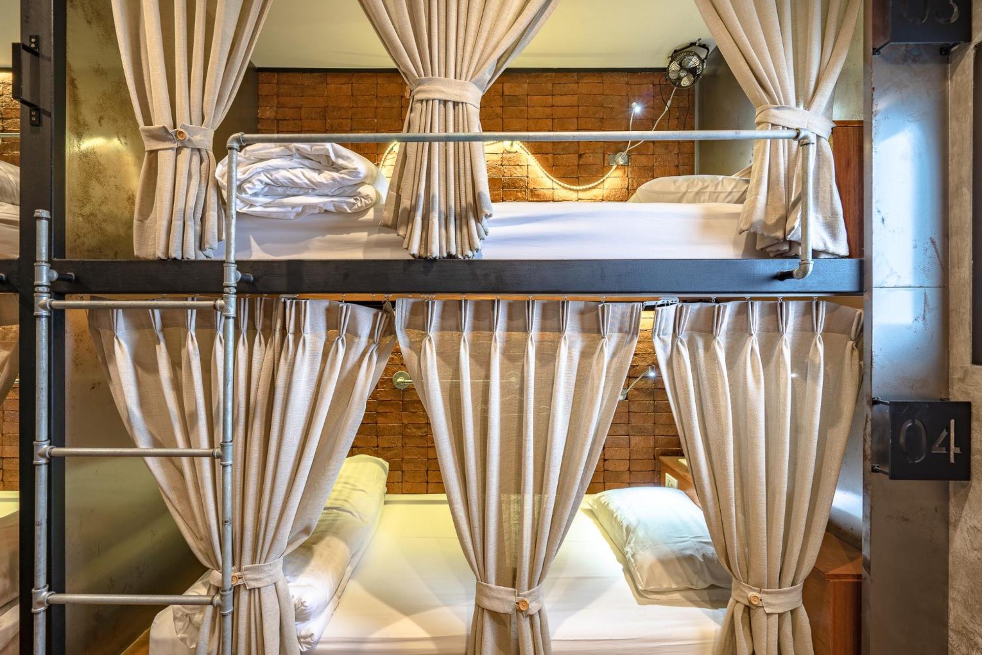 Siam Plug In Hostel Μπανγκόκ Εξωτερικό φωτογραφία