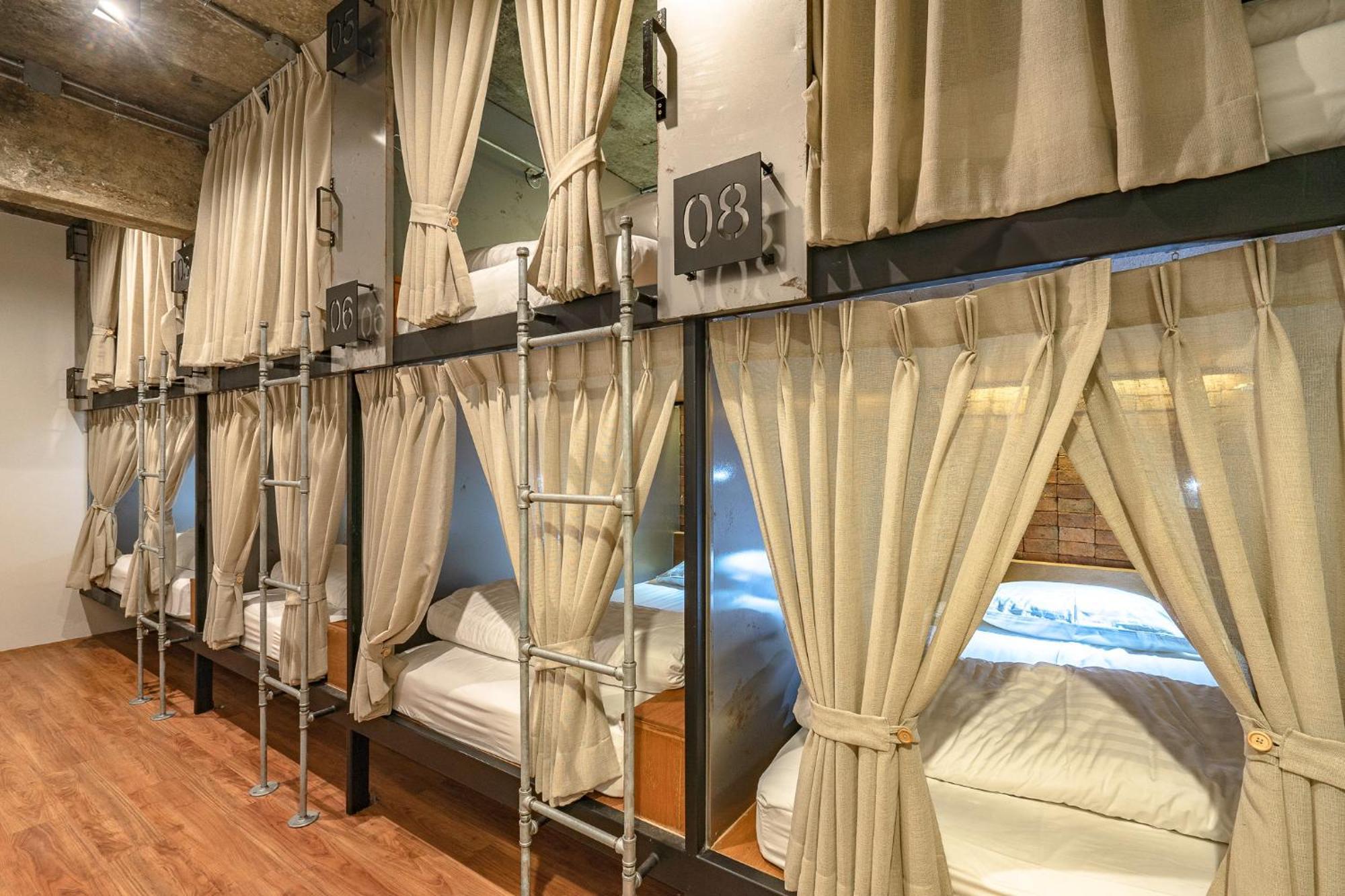 Siam Plug In Hostel Μπανγκόκ Δωμάτιο φωτογραφία